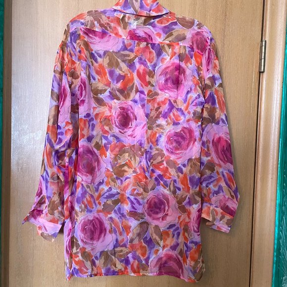 Peters & Ashley Floral Rose Pattern Sheer Button up Blouse - Picture 6 of 6